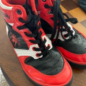 little boys spiderman shoes